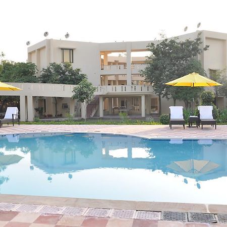 Kadamb Kunj Resort Bharatpur Exterior photo