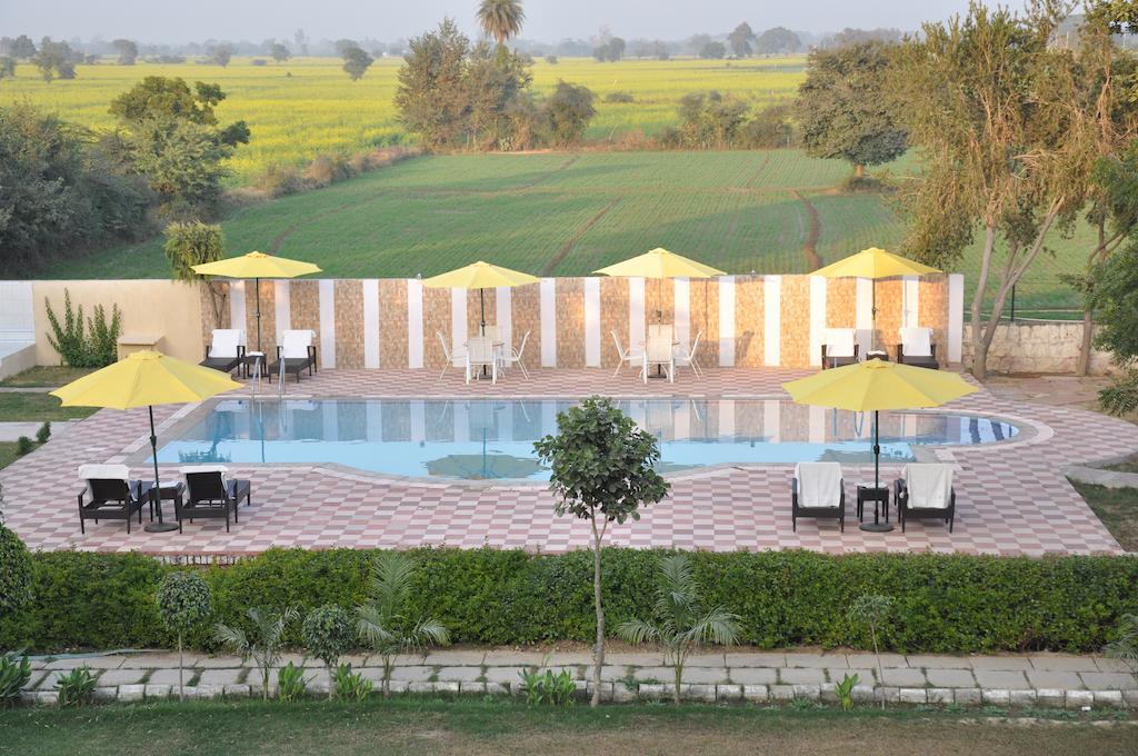 Kadamb Kunj Resort Bharatpur Exterior photo